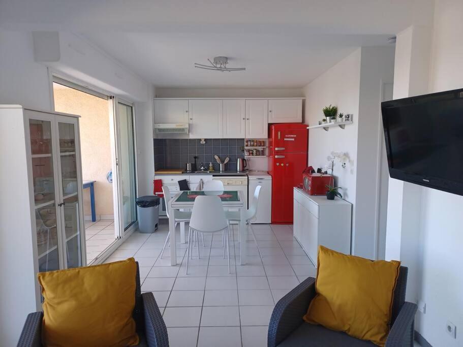 Plain-Pied, Terrasse, Piscine, Pleine Vue Mer, Plage A 6' A Pied, Parking, Wifi Fleury  Ngoại thất bức ảnh